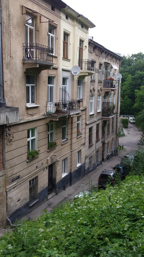 Near Citadel Apartment 2 Lviv Eksteriør bilde